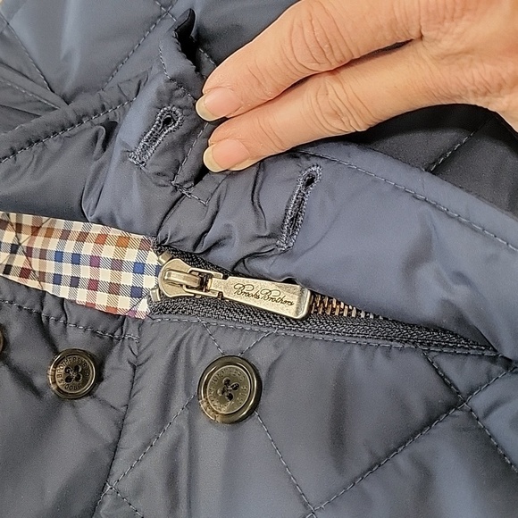 Brooks Brothers 346 Size L Quilted Zip/Button Closure Hidden Hood Jacket, EUC - Picture 6 of 13